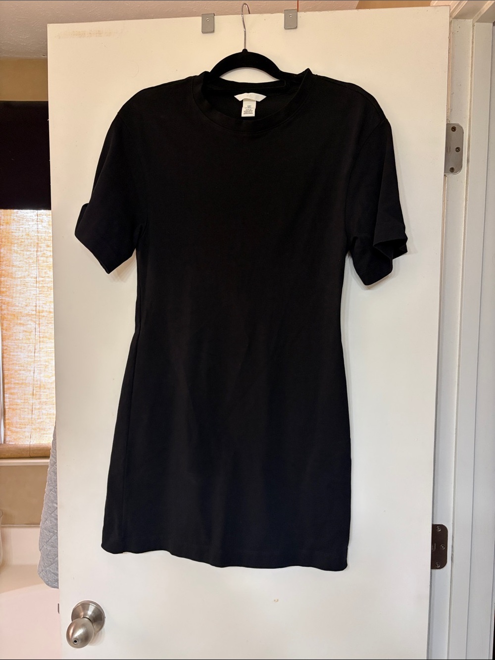 H&M Black Short-Sleeve Crewneck Tee Dress